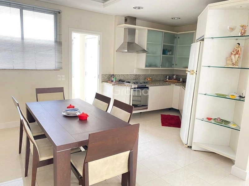 Apartamento na Beira Mar com 3 dormitórios, sendo 1 suítes e 1 vaga: 9ª foto da galeria de imagens do imóvel