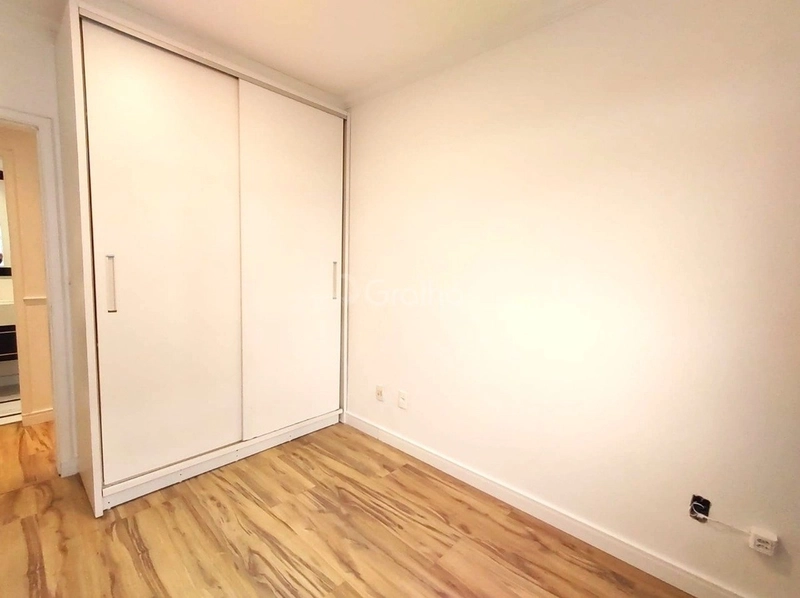 Apartamento em Coqueiros com 3 dormitórios, sendo 1 suíte e 2 vagas: 17ª foto da galeria de imagens do imóvel