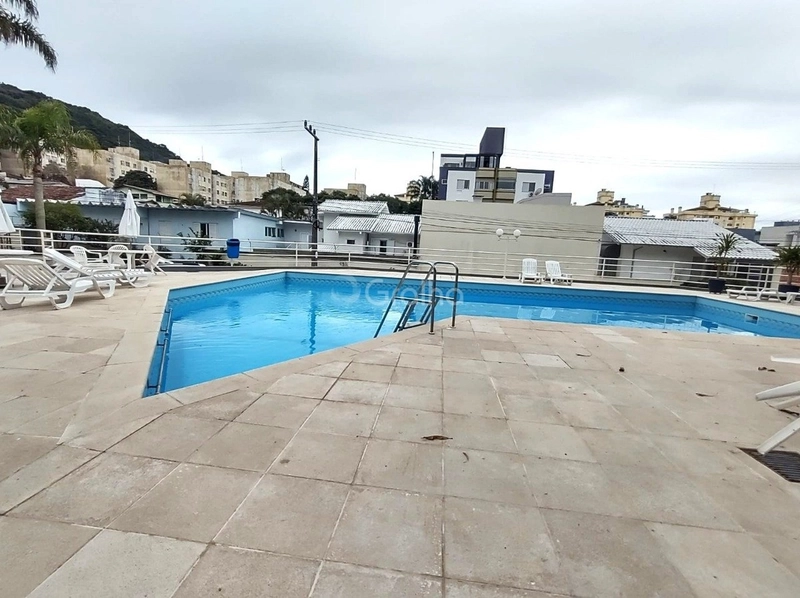 Apartamento em Coqueiros com 3 dormitórios, sendo 1 suíte e 2 vagas: 28ª foto da galeria de imagens do imóvel