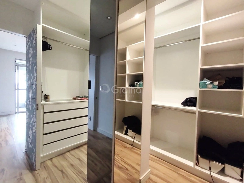 Apartamento em Coqueiros com 3 dormitórios, sendo 1 suíte e 2 vagas: 26ª foto da galeria de imagens do imóvel