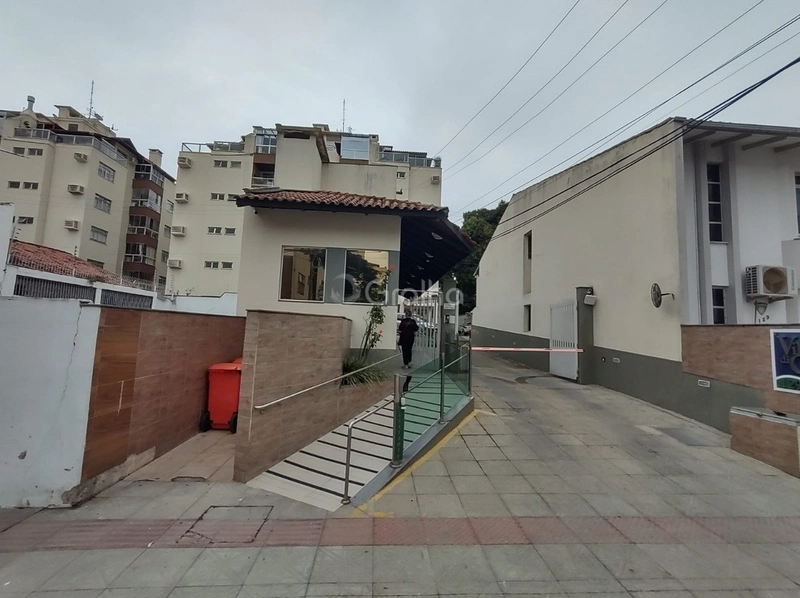 Apartamento em Coqueiros com 3 dormitórios, sendo 1 suíte e 2 vagas: 33ª foto da galeria de imagens do imóvel