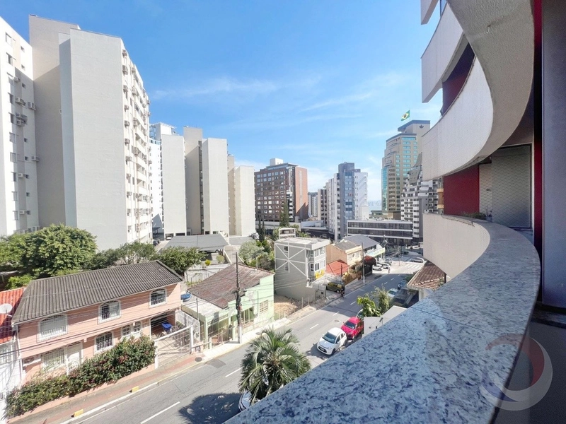 Apartamento no Centro com 3 dormitórios, sendo 1 suíte e 2 vagas: 9ª foto da galeria de imagens do imóvel