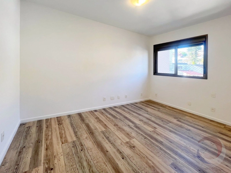 Apartamento no Centro com 3 dormitórios, sendo 1 suíte e 2 vagas: 11ª foto da galeria de imagens do imóvel