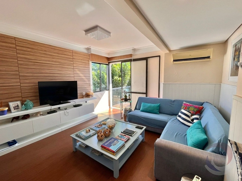 Apartamento a venda em Jurere com 2 dormitórios 1 suíte e 2 vagas.: 1ª foto da galeria de imagens do imóvel