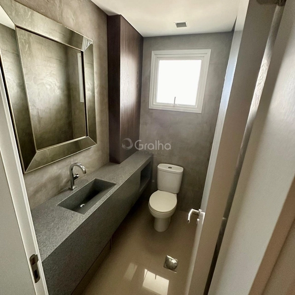 Apartamento Duplex em Coqueiros com 3 dormitórios 3 suítes e 2 vagas: 15ª foto da galeria de imagens do imóvel