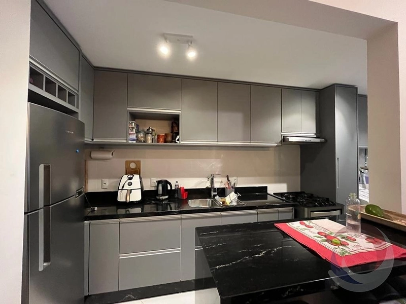 Apartamento à venda na Carvoeira , com 2 dormitórios 1 suíte e 1 vaga: 9ª foto da galeria de imagens do imóvel