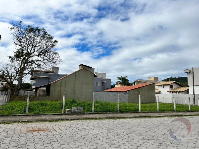 Terreno a venda em Jurere com 450 m² de área.: 5ª foto da galeria de imagens do imóvel