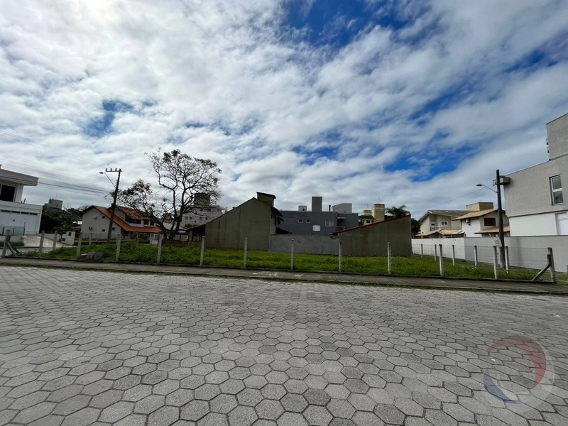 Terreno a venda em Jurere com 450 m² de área.: 7ª foto da galeria de imagens do imóvel