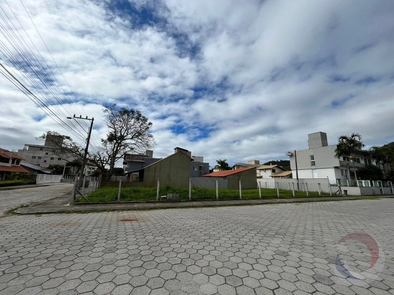 Terreno a venda em Jurere com 450 m² de área.: 8ª foto da galeria de imagens do imóvel