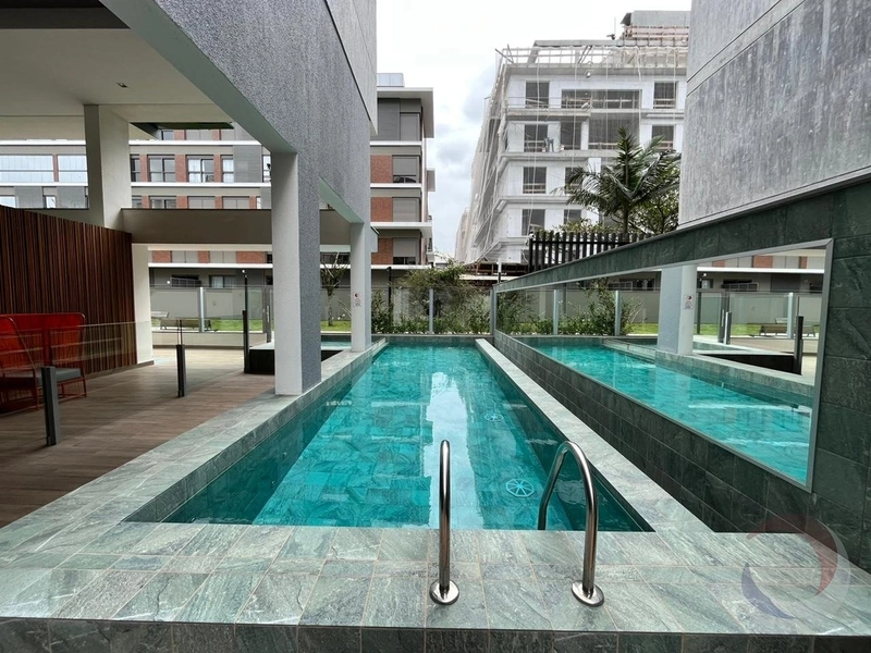 Cobertura em Jurerê com 3 dormitórios 2 suítes e 2 vagas: 2ª foto da galeria de imagens do imóvel