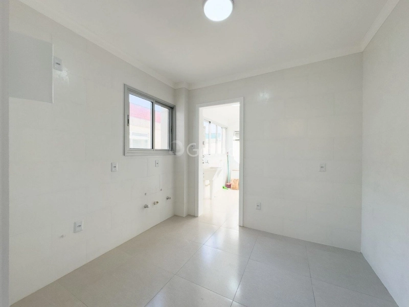 Apartamento no Estreito com 3 dormitórios 1 suíte e 1 vaga: 2ª foto da galeria de imagens do imóvel