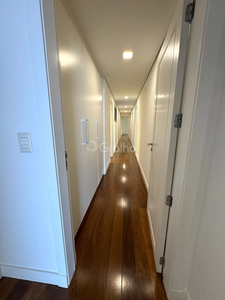 Apartamento na Beira Mar com 4 suítes e 4 vagas - 316m²: 29ª foto da galeria de imagens do imóvel