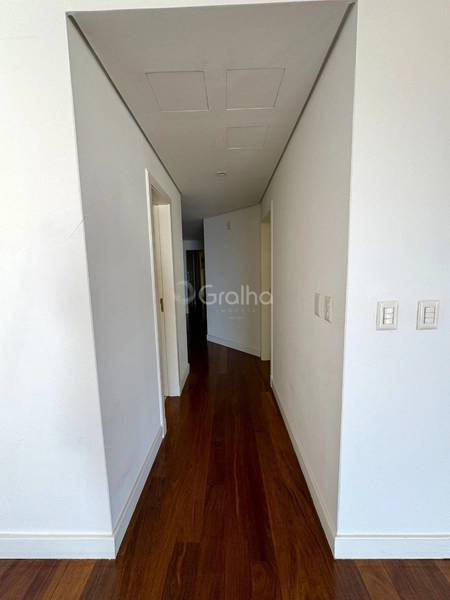 Apartamento na Beira Mar com 4 suítes e 4 vagas - 316m²: 30ª foto da galeria de imagens do imóvel