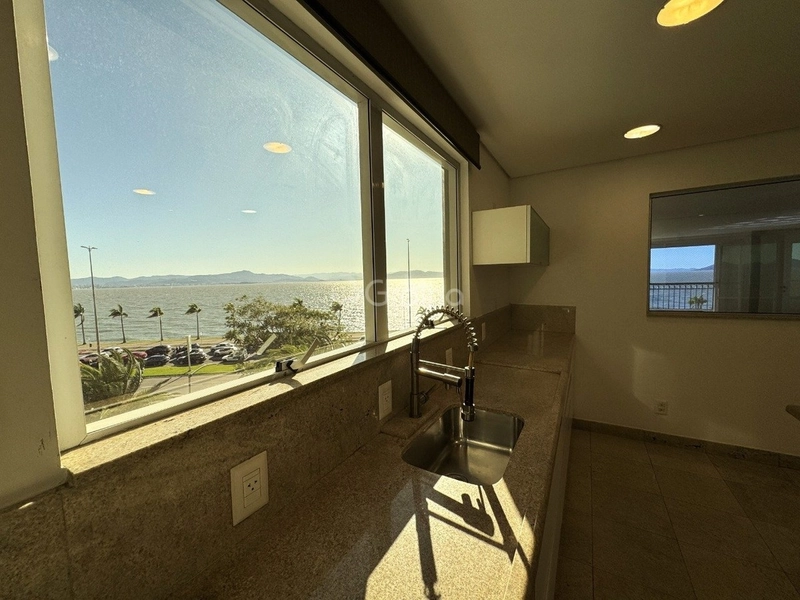 Apartamento na Beira Mar com 4 suítes e 4 vagas - 316m²: 28ª foto da galeria de imagens do imóvel