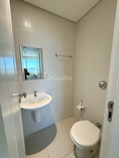Apartamento na Beira Mar com 4 suítes e 4 vagas - 316m²: 32ª foto da galeria de imagens do imóvel