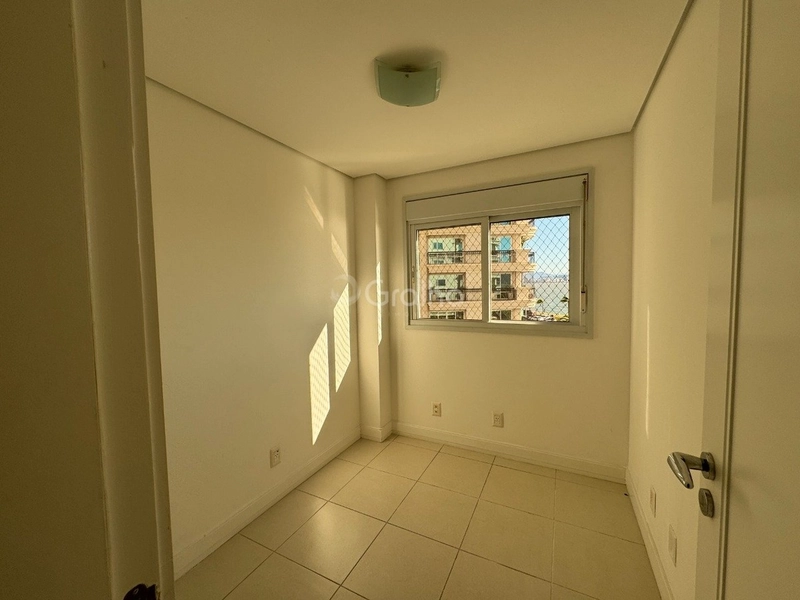 Apartamento na Beira Mar com 4 suítes e 4 vagas - 316m²: 33ª foto da galeria de imagens do imóvel