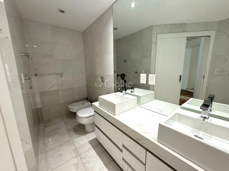 Apartamento na Beira Mar com 4 suítes e 4 vagas - 316m²: 47ª foto da galeria de imagens do imóvel