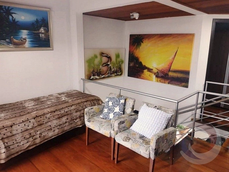 Casa no Campeche com 5 dormitórios sendo 2 suítes e 4 vagas: 3ª foto da galeria de imagens do imóvel