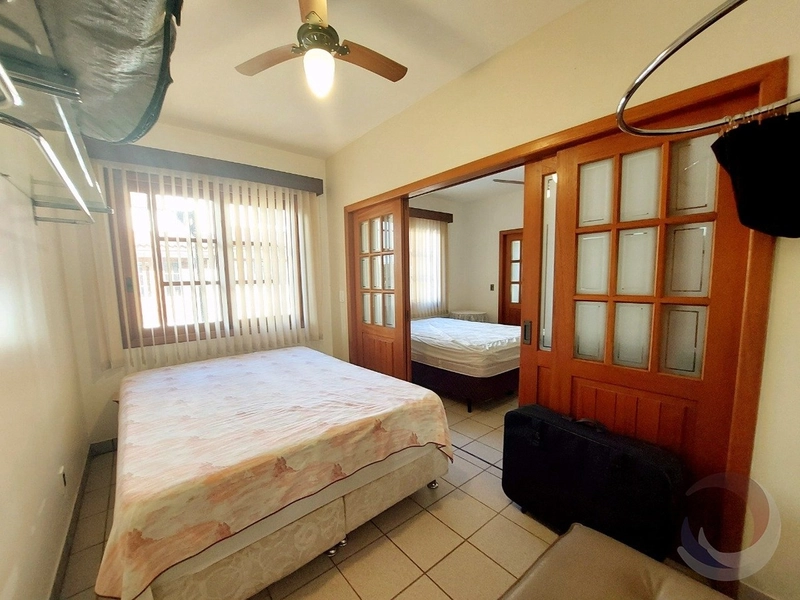 Casa no Córrego Grande com 6 dormitórios 3 suítes e 4 vagas: 10ª foto da galeria de imagens do imóvel