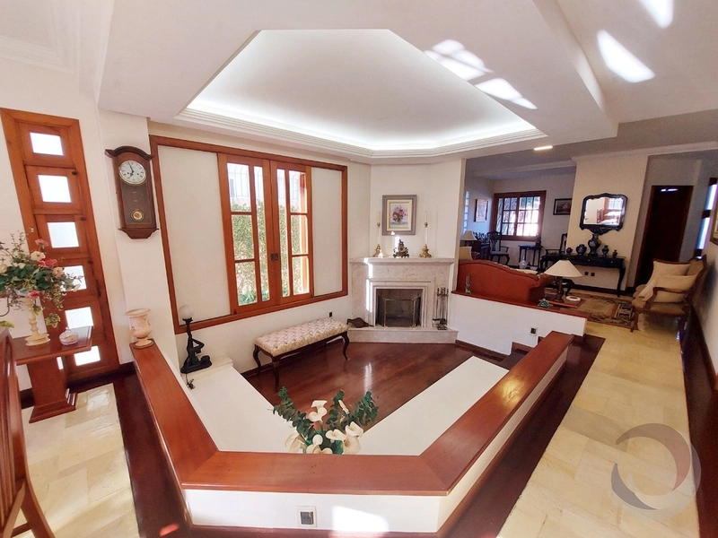 Casa no Córrego Grande com 6 dormitórios 3 suítes e 4 vagas: 6ª foto da galeria de imagens do imóvel