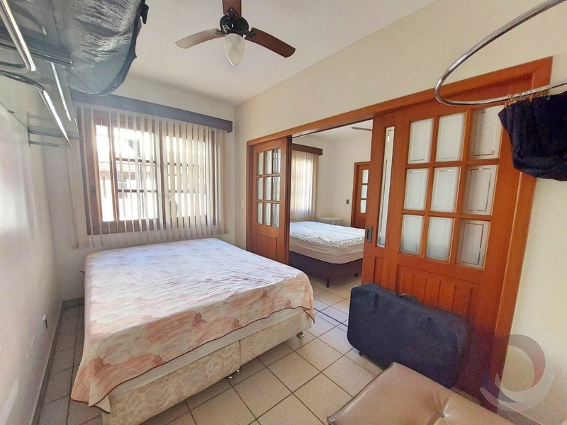 Casa no Córrego Grande com 6 dormitórios 3 suítes e 4 vagas: 5ª foto da galeria de imagens do imóvel