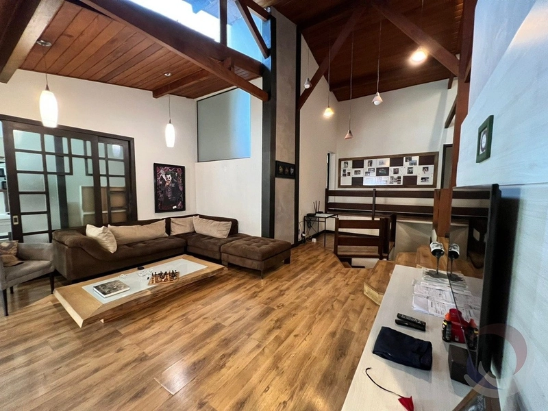 Casa residencial no João Paulo com 6 dormitórios, sendo 4 suítes: 7ª foto da galeria de imagens do imóvel
