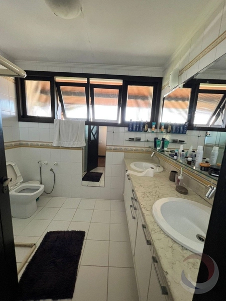 Casa residencial no João Paulo  com 6 dormitórios, sendo 4 suítes: 21ª foto da galeria de imagens do imóvel