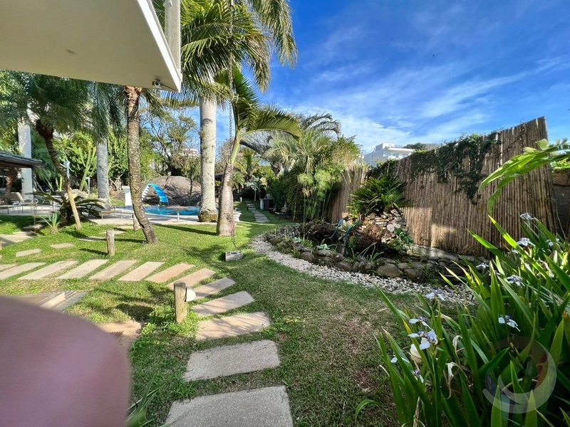 Casa residencial no João Paulo  com 6 dormitórios, sendo 4 suítes: 29ª foto da galeria de imagens do imóvel