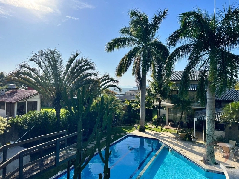 Casa residencial no João Paulo com 6 dormitórios, sendo 4 suítes: 3ª foto da galeria de imagens do imóvel