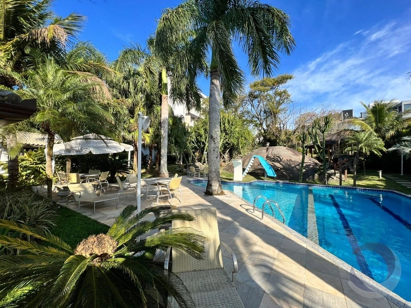 Casa residencial no João Paulo com 6 dormitórios, sendo 4 suítes: 8ª foto da galeria de imagens do imóvel
