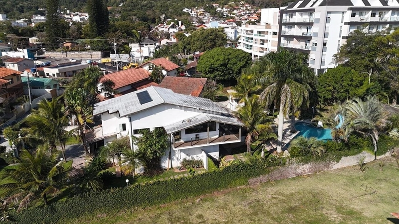 Casa residencial no João Paulo  com 6 dormitórios, sendo 4 suítes: 11ª foto da galeria de imagens do imóvel