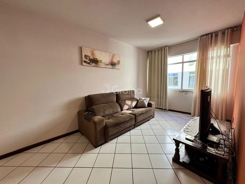 Apartamento em Coqueiros com 2 dormitórios e 1 vaga 69m²: 4ª foto da galeria de imagens do imóvel