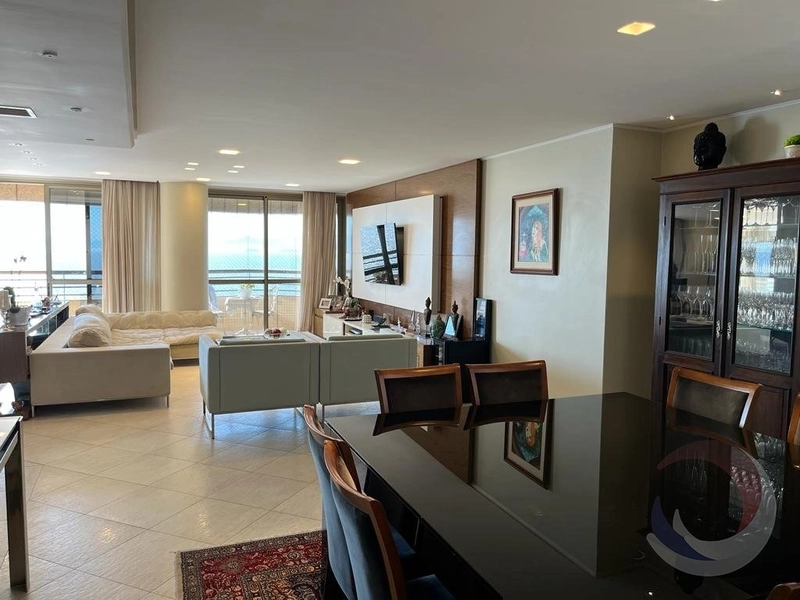 Apartamento na Beira Mar com 4 suítes e 2 vagas ,com 288 m² Vista Mar: 2ª foto da galeria de imagens do imóvel