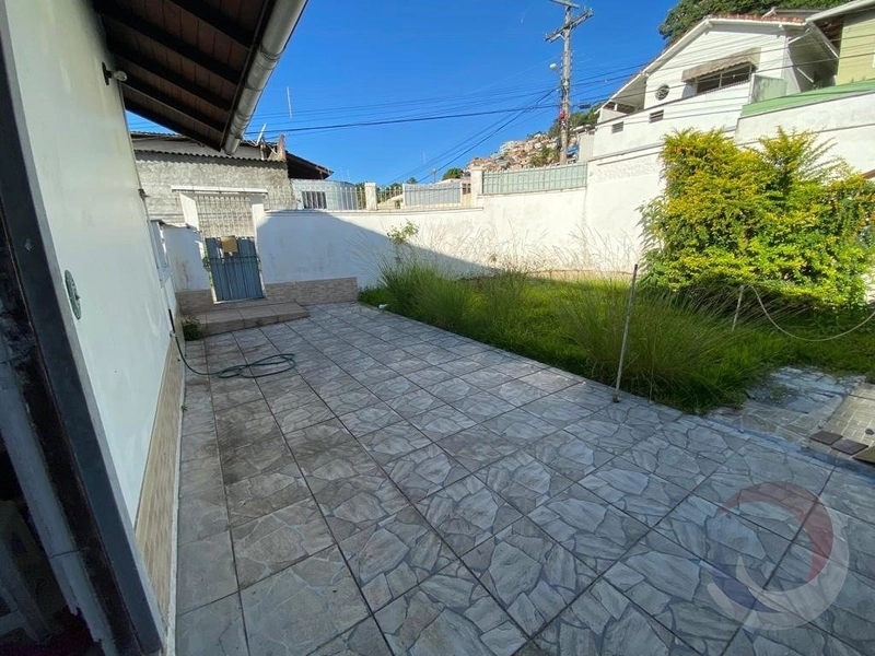 Casa na Agronômica com 5 dormitórios 1 suíte e 3 vagas: 6ª foto da galeria de imagens do imóvel