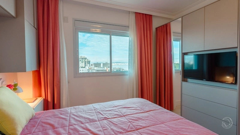 Apartamento na Agronômica com 3 dormitórios, sendo 1 suíte e 2 vagas: 42ª foto da galeria de imagens do imóvel