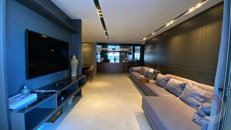 Apartamento na Beira mar com 3 dormitórios 1 suíte e 2 vagas 131,11m²: 3ª foto da galeria de imagens do imóvel