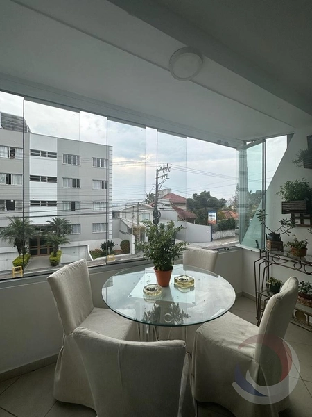Apartamento no Bom Abrigo com 3 dormitórios, sendo 1 suíte e 1 vaga: 2ª foto da galeria de imagens do imóvel