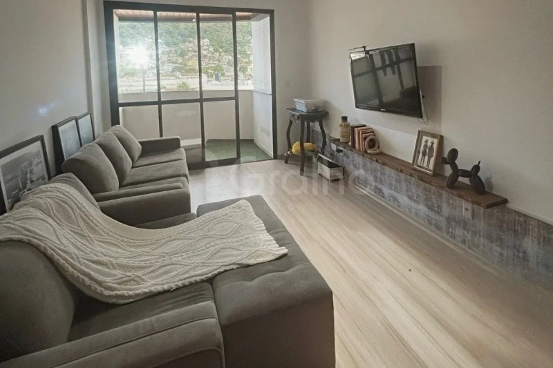 Apartamento  no Centro com 3 dormitórios sendo 1 suíte e 1 vaga: 2ª foto da galeria de imagens do imóvel