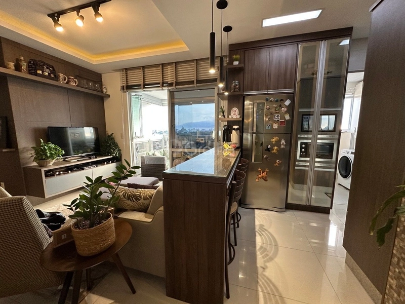 Apartamento na agronômica com 3 dormitórios, sendo 1 suíte e 2 vaga.: 12ª foto da galeria de imagens do imóvel
