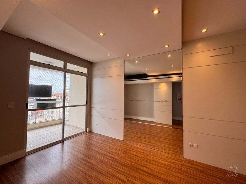 Apartamento em Coqueiros com 3 dormitórios 3 suíte 2 vagas - 108m²: 3ª foto da galeria de imagens do imóvel