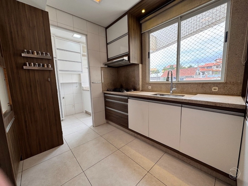 Apartamento em Coqueiros com 3 dormitórios 3 suíte 2 vagas - 108m²: 10ª foto da galeria de imagens do imóvel