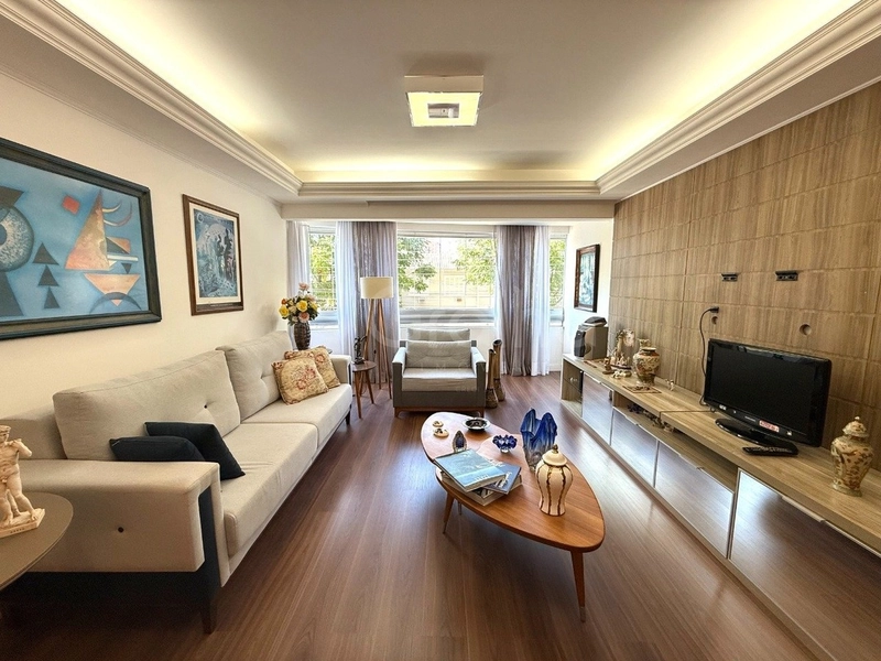 Apartamento no Centro com 3 dormitórios  sendo 1 suíte e 1 vaga  113m²: 2ª foto da galeria de imagens do imóvel