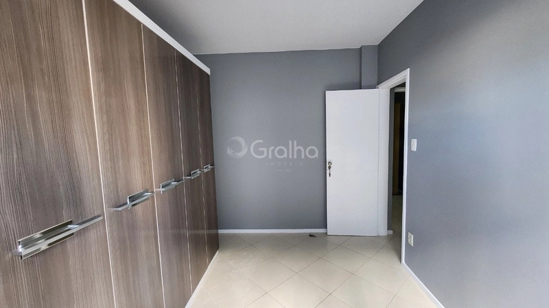 Apartamento no Centro com 2 dormitórios e 1 vaga - 61m²: 5ª foto da galeria de imagens do imóvel