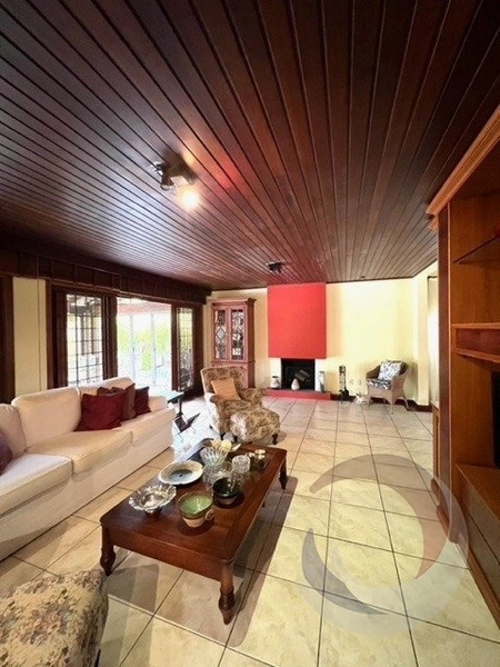 Casa em Jurere Internacional com 3 dormitórios 1 suíte vagas: 4ª foto da galeria de imagens do imóvel