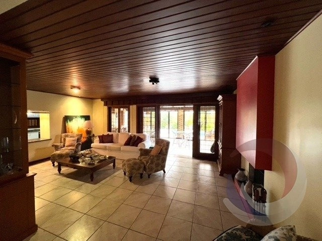 Casa em Jurere Internacional com 3 dormitórios 1 suíte vagas: 8ª foto da galeria de imagens do imóvel