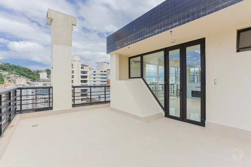 Cobertura no Centro com 3 dormitórios 2 suíte e 3 vagas - 237m²: 2ª foto da galeria de imagens do imóvel