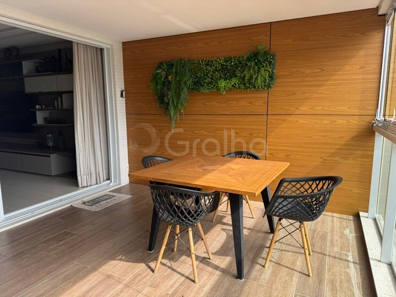 Apartamento na Agronômica a venda com 3 suítes e 2 vagas  168 m²: 25ª foto da galeria de imagens do imóvel