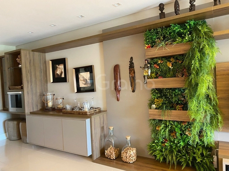 Apartamento na Agronômica a venda com 3 suítes e 2 vagas  168 m²: 9ª foto da galeria de imagens do imóvel