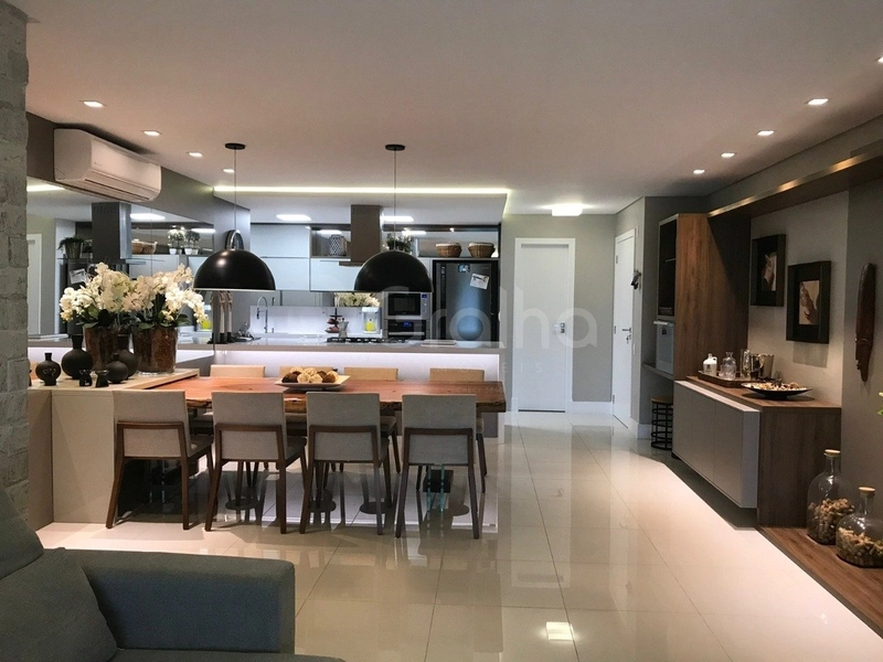 Apartamento na Agronômica a venda com 3 suítes e 2 vagas  168 m²: 14ª foto da galeria de imagens do imóvel