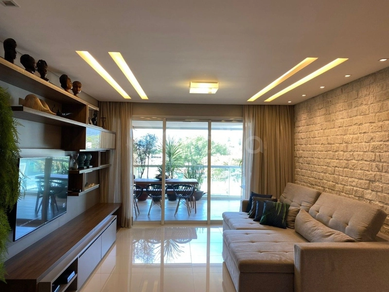 Apartamento na Agronômica a venda com 3 suítes e 2 vagas  168 m²: 3ª foto da galeria de imagens do imóvel